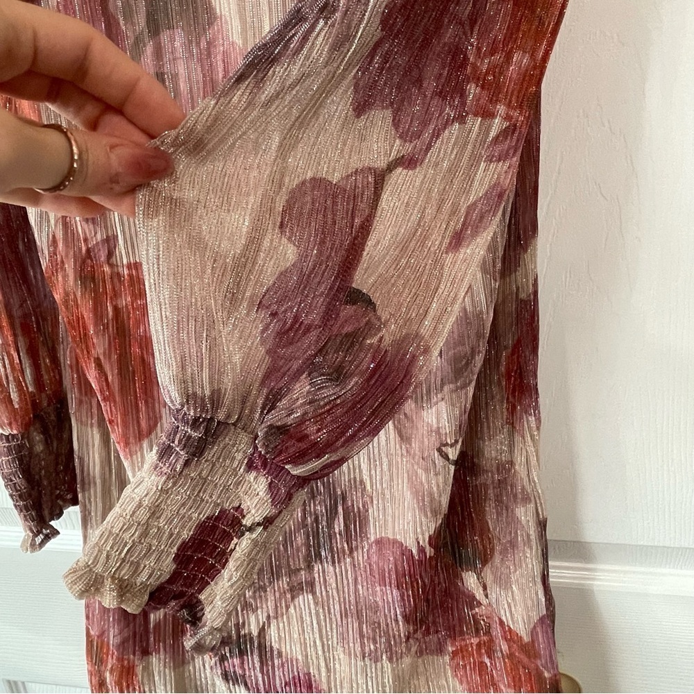 Le chateau dress size small - Picture 7 of 9